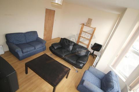 5 bedroom semi-detached house to rent - *£129pppw* Kimbolton Avenue, Lenton, NG7 1PT - UON