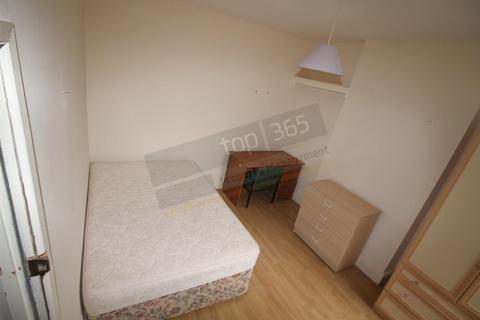5 bedroom semi-detached house to rent, *£129pppw* Kimbolton Avenue, Lenton, NG7 1PT - UON