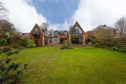 6 bedroom detached house for sale - Granville Drive, Forest Hall, Newcastle upon Tyne