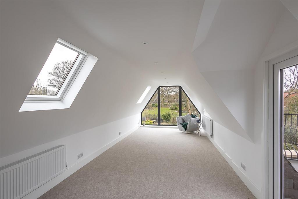 Bedroom Six/Lounge