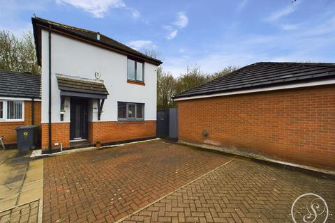 2 bedroom semi-detached house for sale, High Bank Close, Leeds