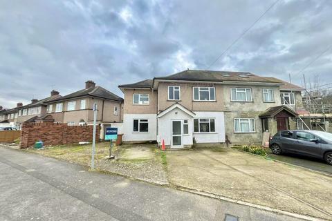 49 Bradenham Road, Hayes, UB4 8LR
