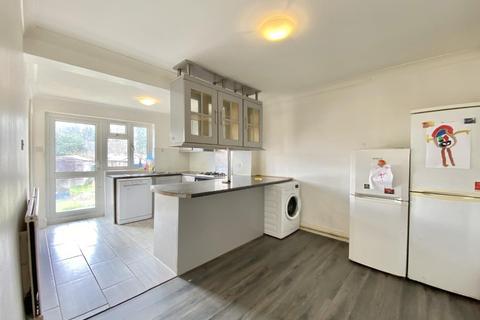 49 Bradenham Road, Hayes, UB4 8LR