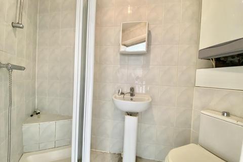 49 Bradenham Road, Hayes, UB4 8LR