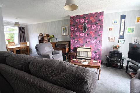 4 bedroom semi-detached house for sale, Conyers Avenue, Darlington