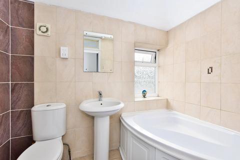 31 Cherry Avenue, Slough, SL3 7BT