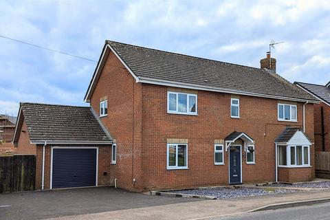 4 bedroom detached house for sale, Hillcrest Road, Coleford GL16