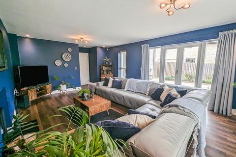 57 Lake Drive, Weldon, Corby, NN17 3FE