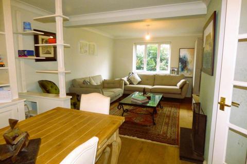undefined, Northcote  Crescent, West Horsley
