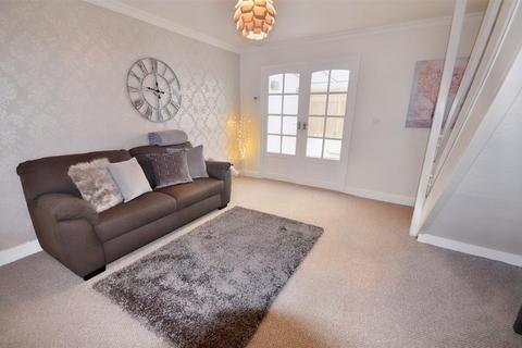 2 bedroom semi-detached house for sale, Newlands Close, Stone