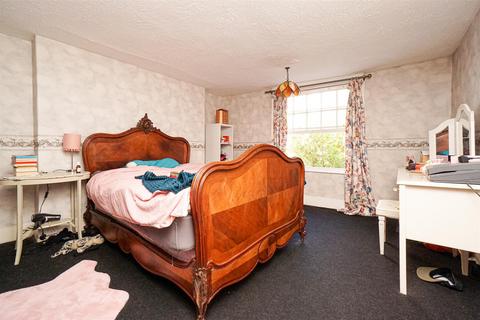 3 bedroom maisonette for sale, George Street, Hastings