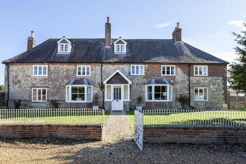 7 bedroom detached house to rent, Stone Farm House