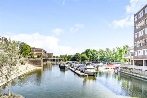 2 bedroom apartment for sale, Romulus Court, Brentford Dock, Brentford