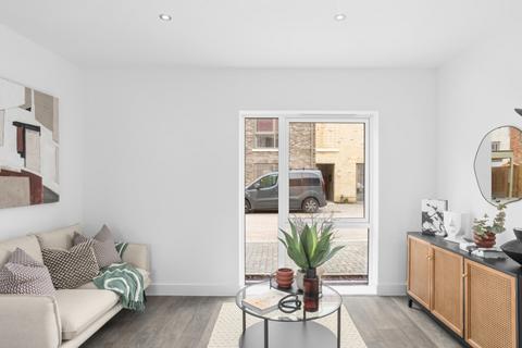2 bedroom terraced house for sale - Plot Plots 11 and 12 25%, at L&Q at Marleigh Newmarket Road, Cambridge CB5