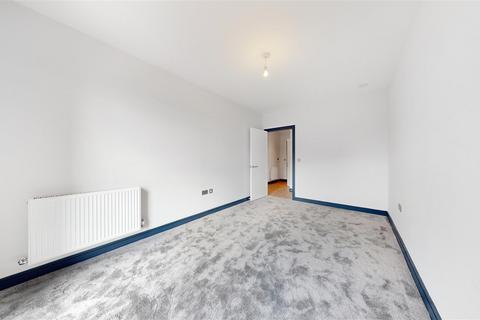 1 bedroom apartment to rent, North Street, Essex IG11