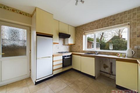 3 bedroom semi-detached bungalow for sale - Bryn Gryffydd, Wrexham