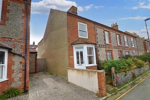 2 bedroom end of terrace house for sale, Victoria Street, Sheringham