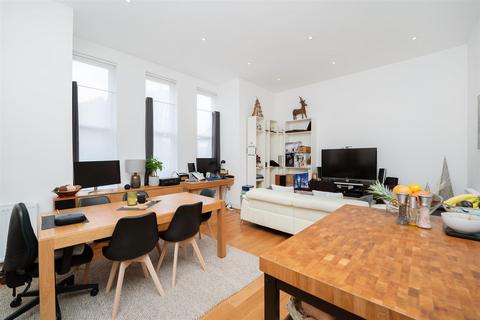 2 bedroom apartment for sale, Eaton Rise, Ealing W5