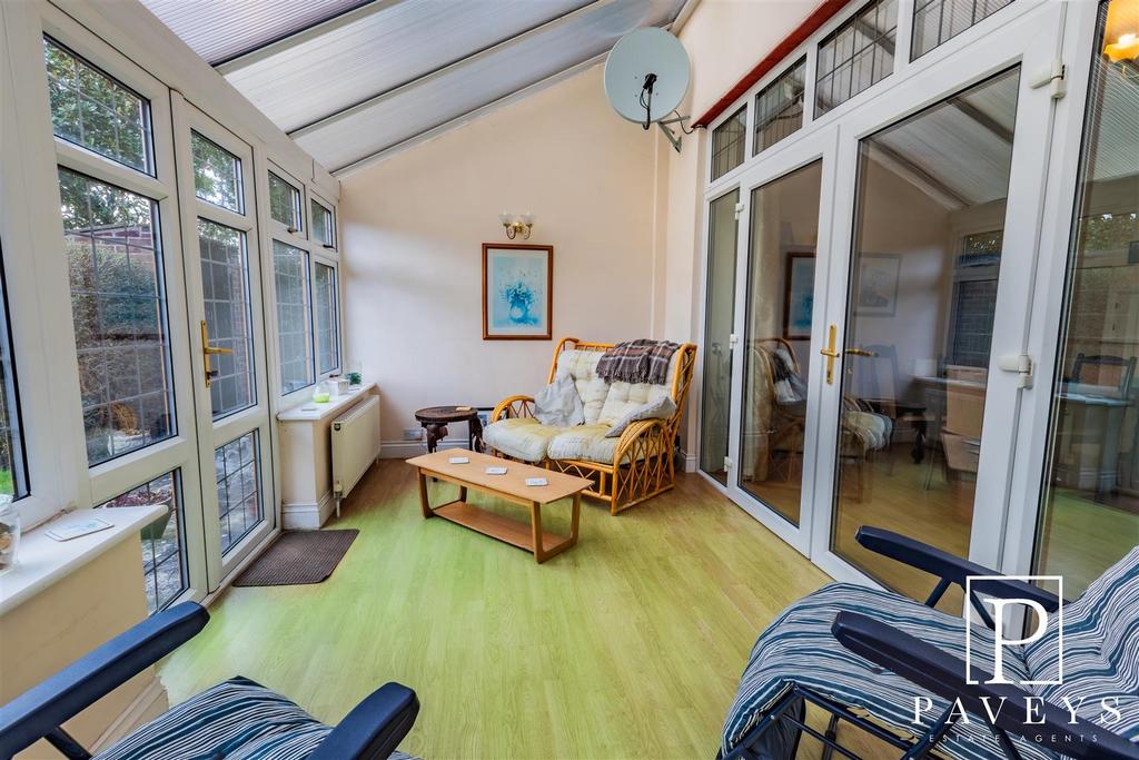 Garden room