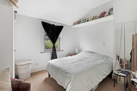 2 bedroom terraced house for sale, Mott Street, Loughton IG10