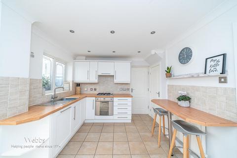 1 Lindrick Close, Walsall, WS3 3UW