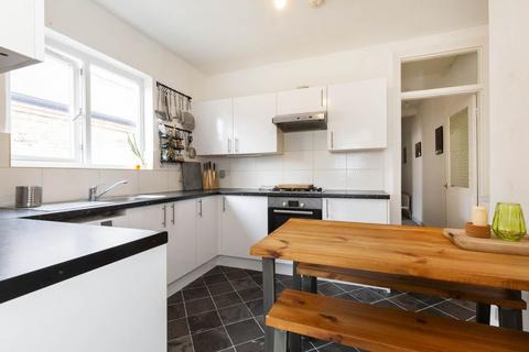 2 bedroom apartment to rent, E17