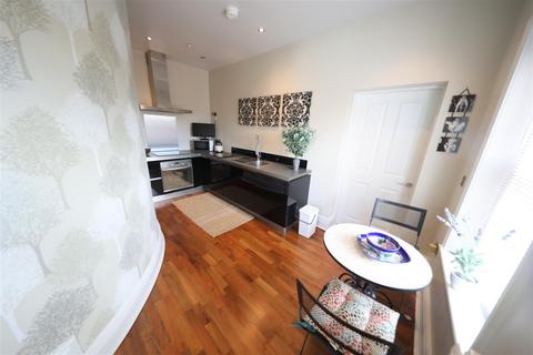 1 bedroom apartment for sale, Queen Street, Hull