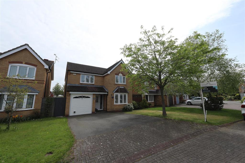 Hambling Drive, Beverley 4 bed detached house £370,000