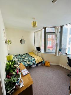 4 bedroom house share to rent, 61B Ebrington