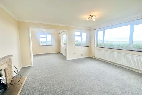 3 bedroom bungalow to rent, Flowers Leaze, Awre, Newnham