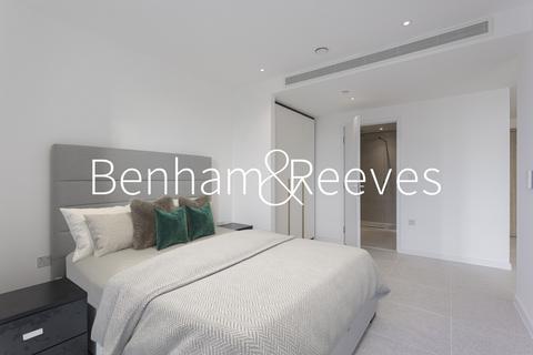 2 bedroom apartment to rent, Cendal Crescent, Silk District E1