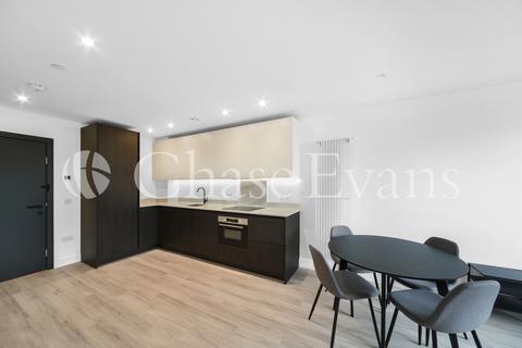 1 bedroom apartment to rent, Silverleaf House, The Verdean, Acton W3
