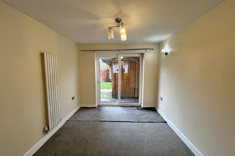 6 bedroom detached house to rent - Hall Street, Walsall WS2