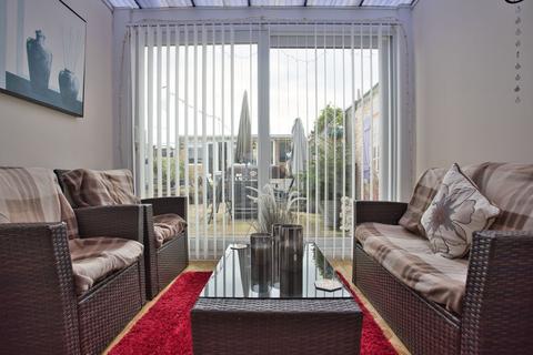 30 Bolton Road, Folkestone, CT19 5RX