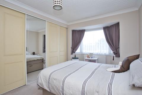 30 Bolton Road, Folkestone, CT19 5RX
