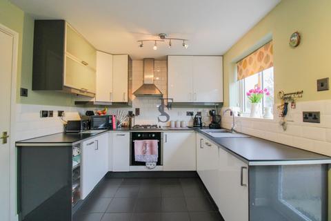 3 bedroom semi-detached house for sale - Kingfisher Road, Mountsorrel, Loughborough