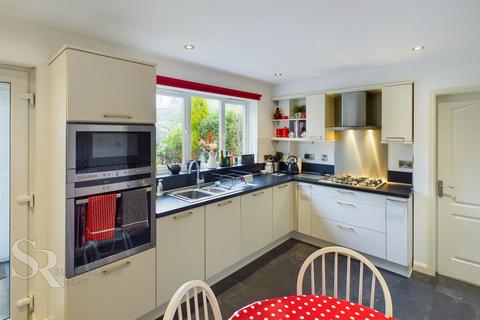 6 Bowden Close, Hayfield, High Peak, SK22 2PJ