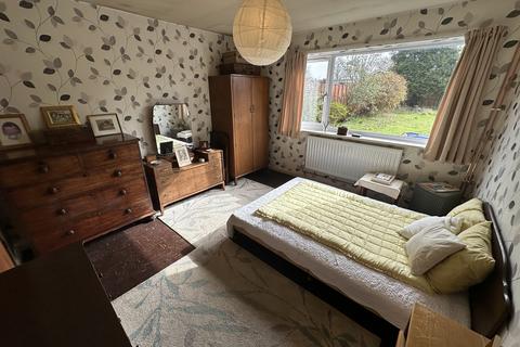 2 bedroom bungalow for sale, Churchill Avenue, Newmarket