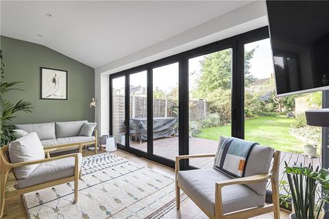 6 Manor Lane, London, SE13 5QP