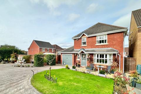 4 bedroom detached house for sale - Ironstone Close, Telford TF2