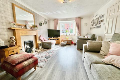 15 Ironstone Close, St Georges, Telford, TF2 9PH