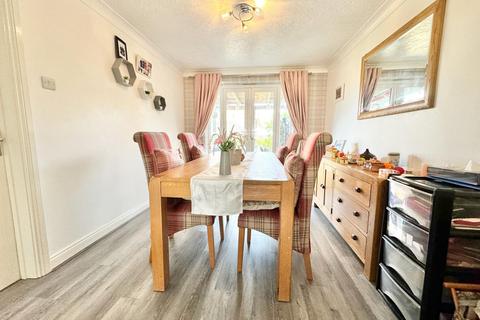 15 Ironstone Close, St Georges, Telford, TF2 9PH