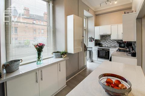 5 bedroom flat for sale, Canal Street, Renfrew PA4