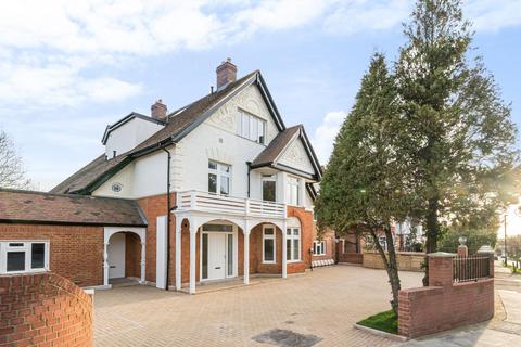 2 bedroom semi-detached house for sale, Blenheim Close, Raynes Park