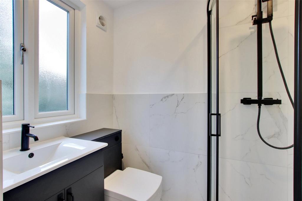 Ensuite Shower Room