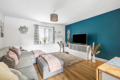 2 bedroom ground floor flat for sale, 4 Piernik Close, Swindon SN25