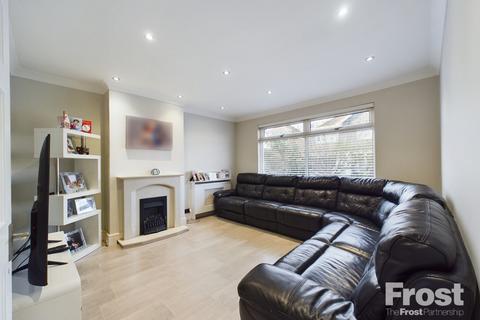 34 Tennyson Road, Ashford, TW15 2LN