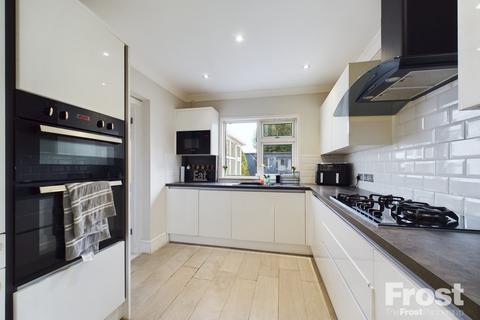 34 Tennyson Road, Ashford, TW15 2LN