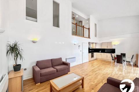3 bedroom flat to rent - Calderwood Street, London, SE18