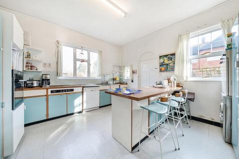 4 bedroom detached house for sale, Luttrell Avenue, Putney